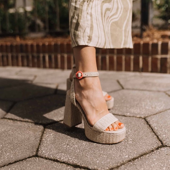 $285 LARROUDE Dolly Sandal In Natural Raffia 11 Handmade Memory Foam Insole - Picture 2 of 8